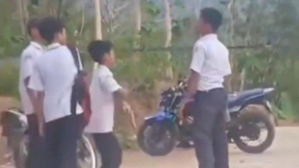 Perundungan siswa berseragam biru putih di lokasi yang sama dengan aksi penganiayaan terhadap siswa SMPN 2 Cimanggu