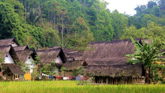 Pesona Kampung Naga di Tasikmalaya, Jawa Barat.