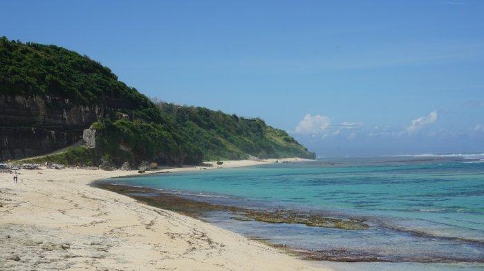 Pesona Pantai Pandawa di Badung, Bali yang cocok untuk liburan akhir pekan.