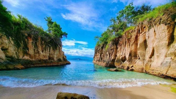 Pesona Pantai Tanjung Silar di Bolaang Mongondow Timur, Sulawesi Utara