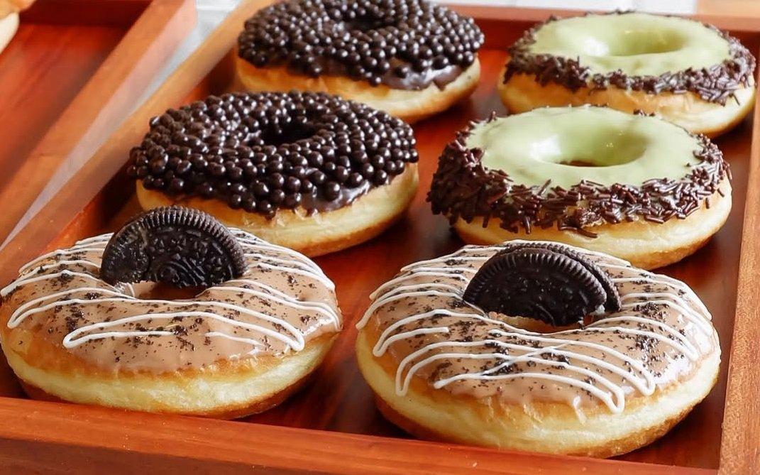 Pilihan donut di Brainssuck Coffee & Donuts, Magelang, Jawa Tengah