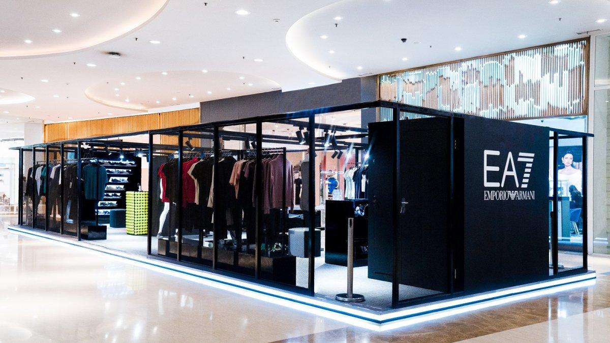 Pop-Up Store di Central Park Mall menampilkan koleksi Fall/Winter 2024 dengan konsep Tennis Athleisure.
