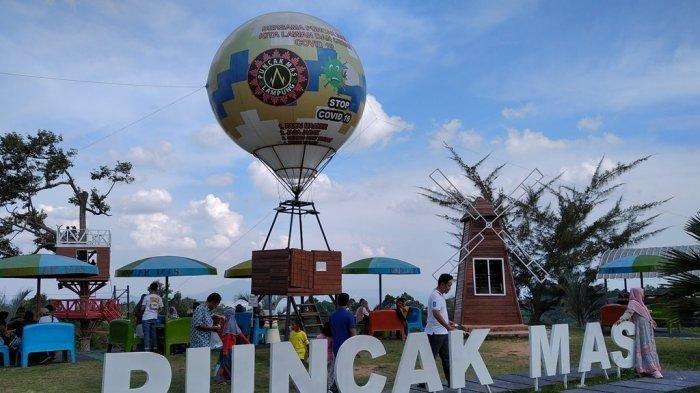Objek wisata Puncak Mas di Kelurahan Sukadanaham, Kecamatan Tanjung Karang Barat, Bandar Lampung, Lampung.