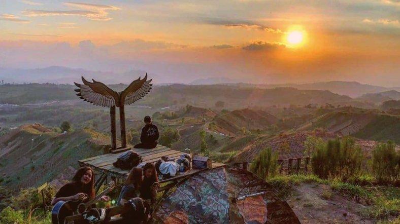 Puncak Sawiyah Majalengka.