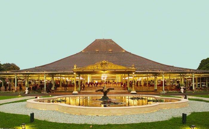 Puro Mangkunegaran, rekomendasi tempat wisata edukatif di Kota Solo.