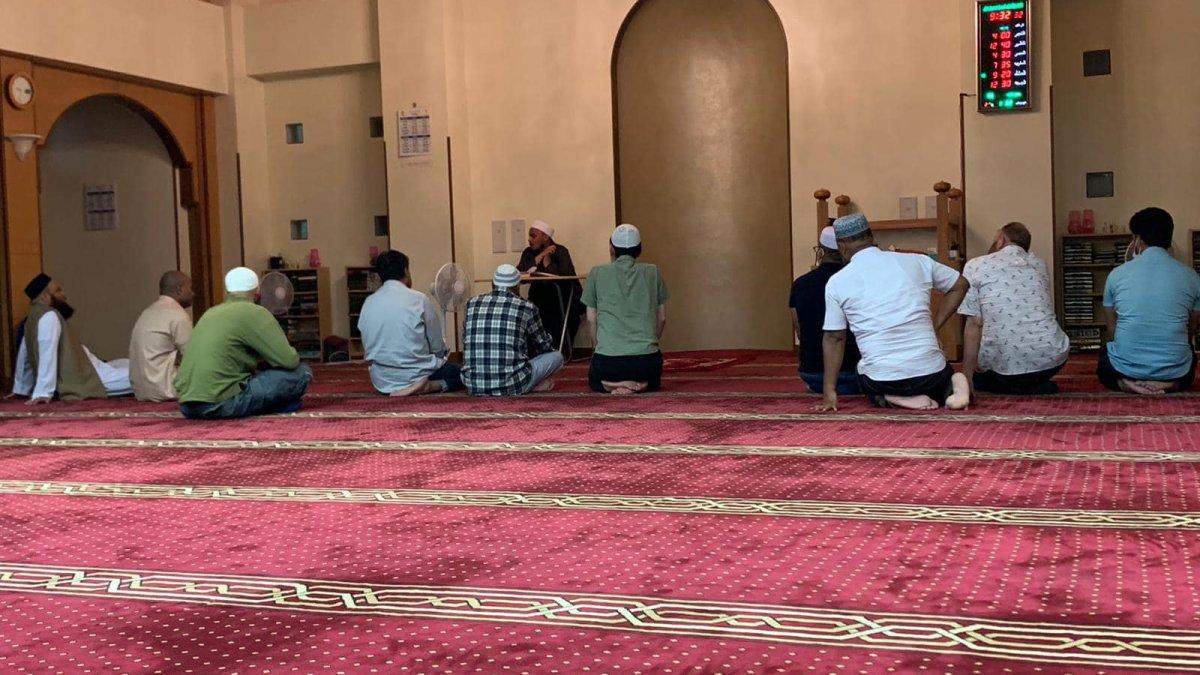 Pusat Kebudayaan Islam Masjid Al Nour Fukuoka, satu masjid paling populer di Jepang.