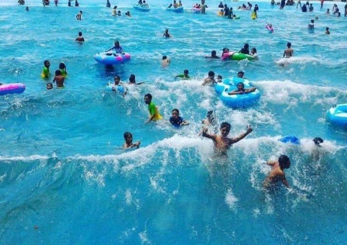 Putri Duyung Waterboom, rekomendasi tempat wisata di Depok, Jawa Barat.