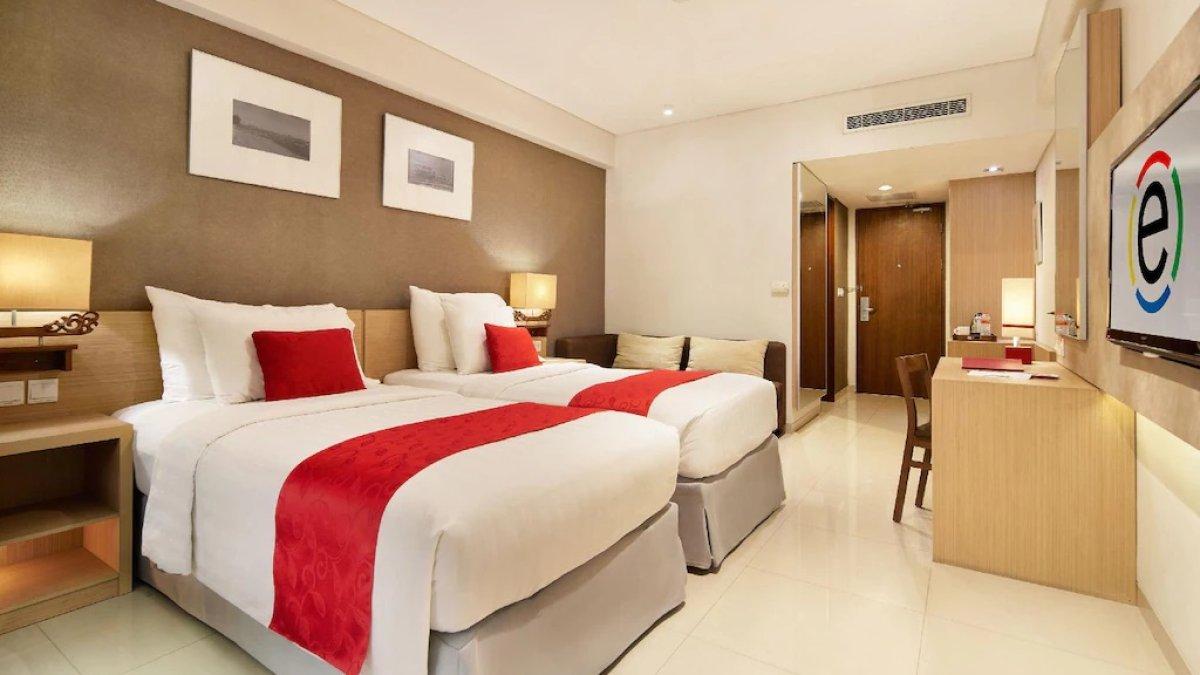 Ramada Encore by Wyndham Seminyak Bali, satu hotel bintang 4 di Seminyak Bali.