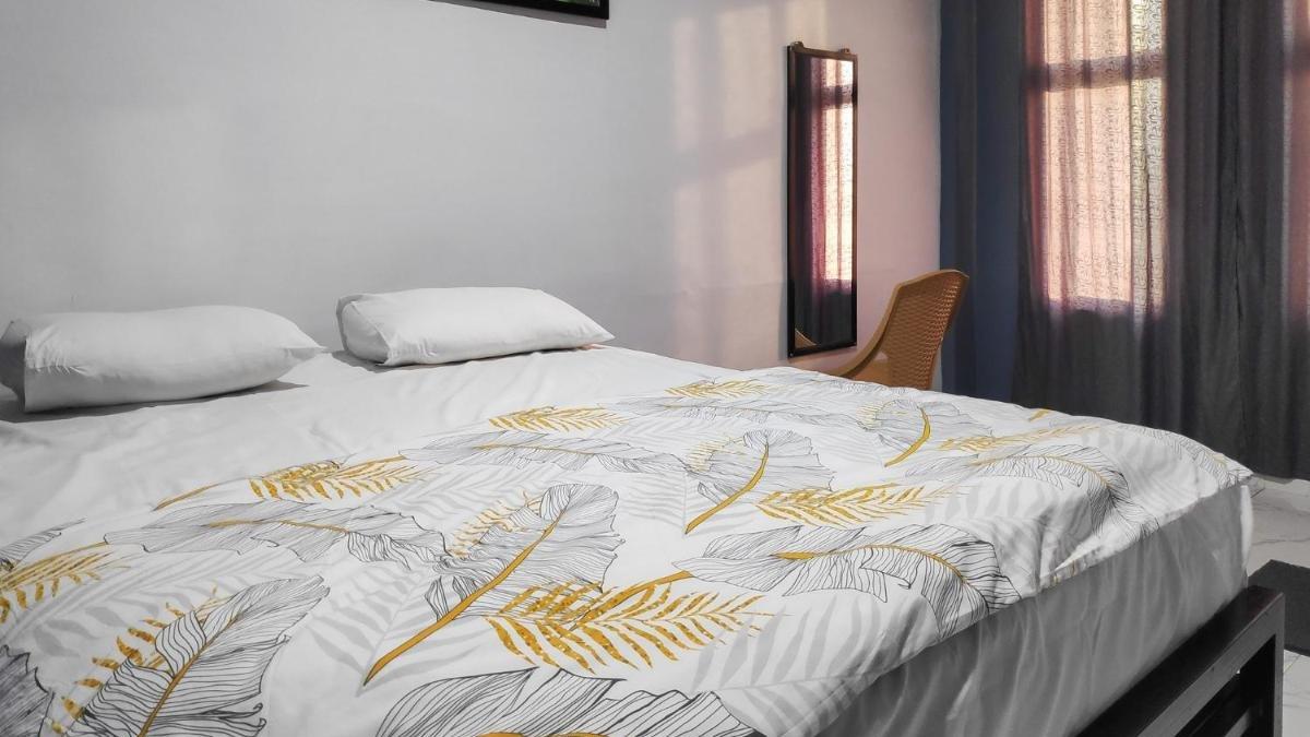 RedDoorz @ Perdagangan Simalungun, satu hotel murah di Tebing Tinggi Sumatera Utara dengan tarif inap mulai Rp 40 ribu.