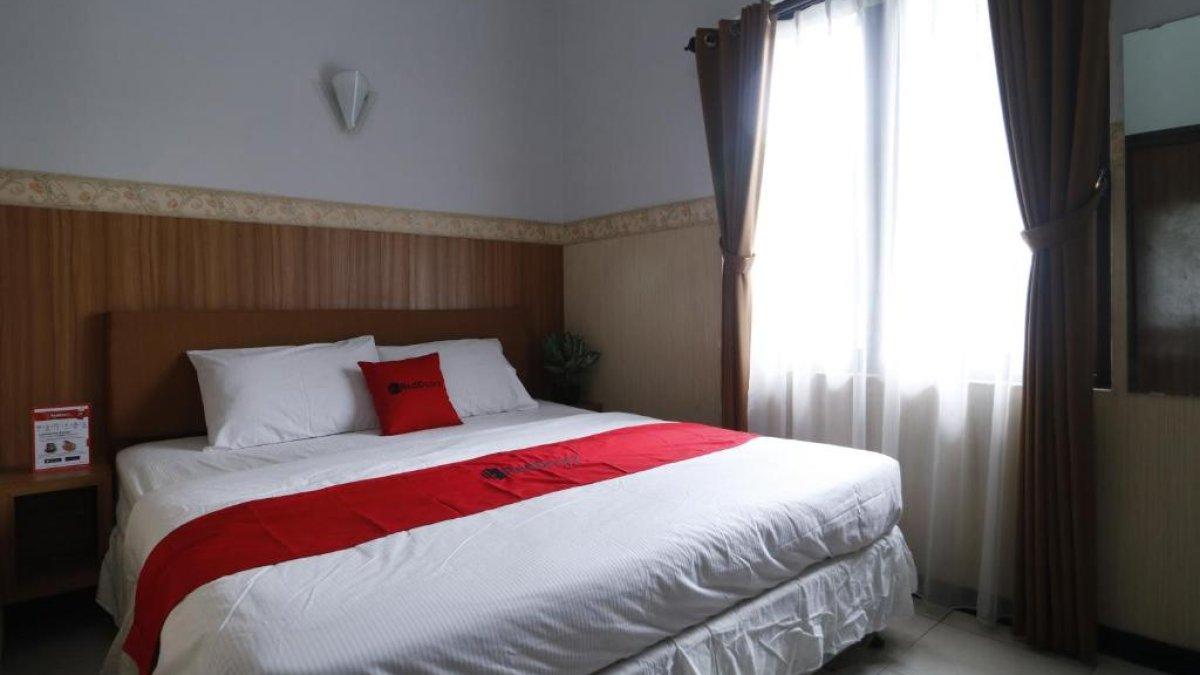 RedDoorz Plus near Undip Tembalang