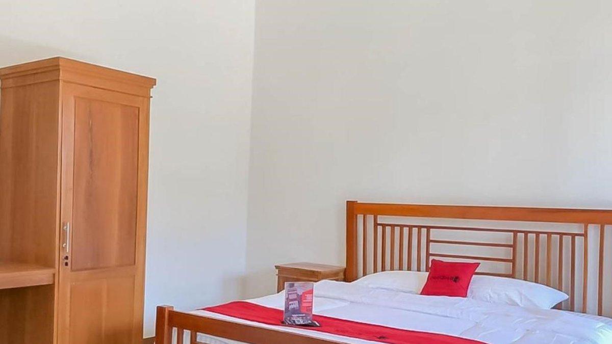 Ilustrasi tipe kamar yang ada di RedDoorz Resort near Darajat Garut