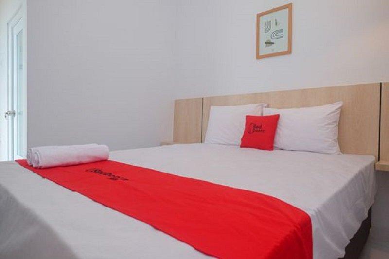 RedDoorz Syariah near Alun Alun Temanggung, satu hotel murah di Temanggung, Jawa Tengah