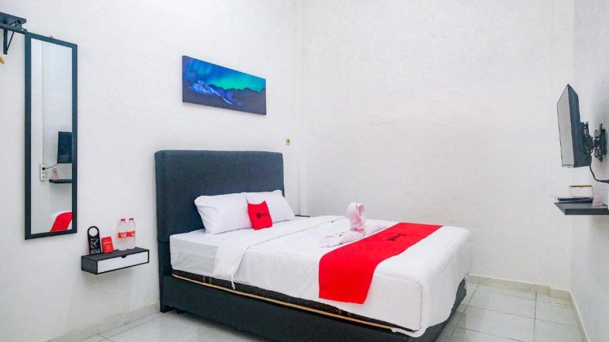 RedDoorz near Alun-Alun Klaten