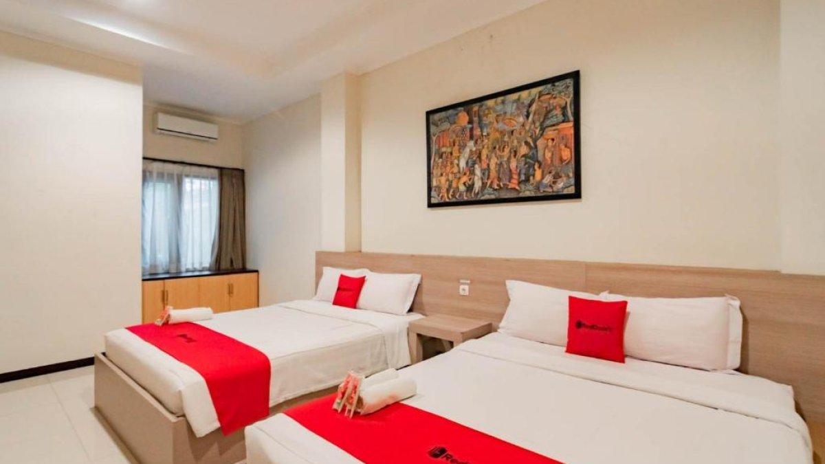 Ilustrasi tipe kamar yang ada di RedDoorz near Lembang Park & Zoo 2