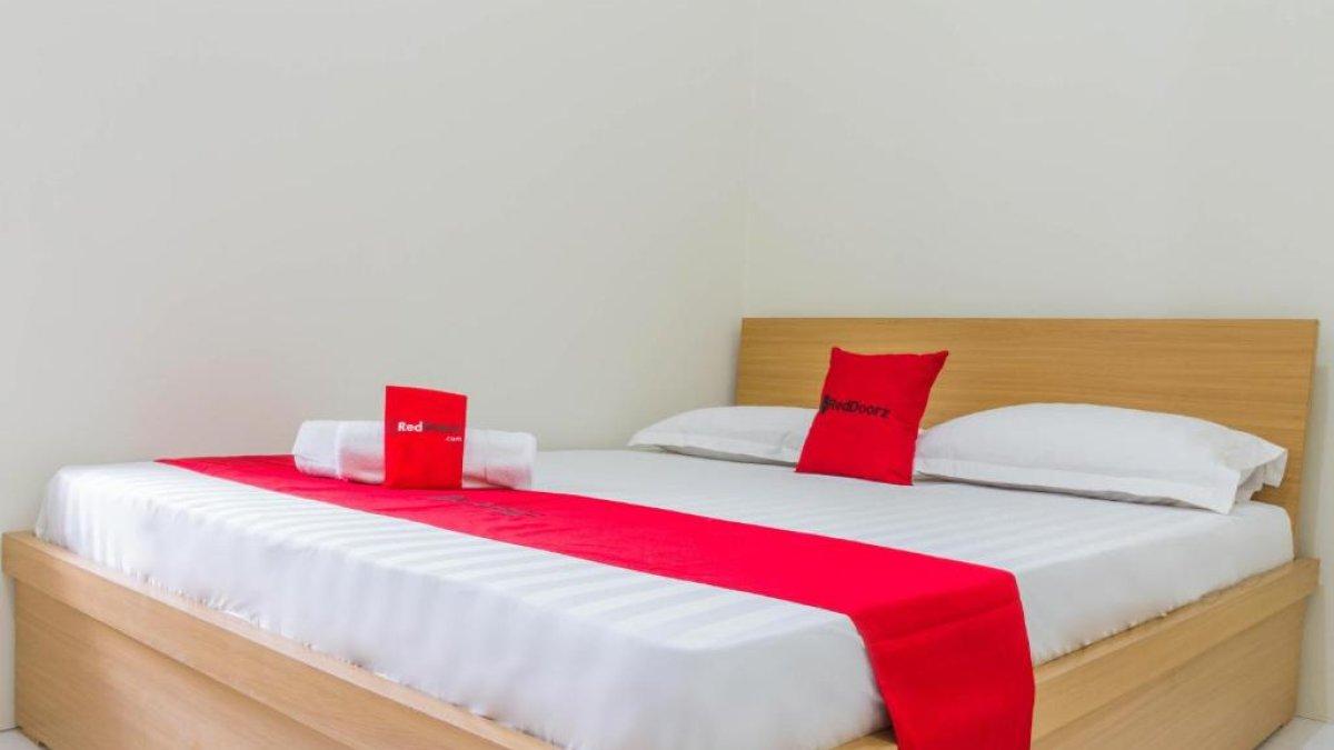 Ilustrasi tipe kamar yang ada di RedDoorz near Universitas Siliwangi Tasikmalaya