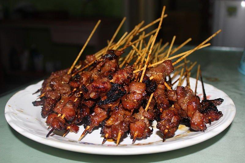 Sate kambing, satu sarapan enak di Solo.