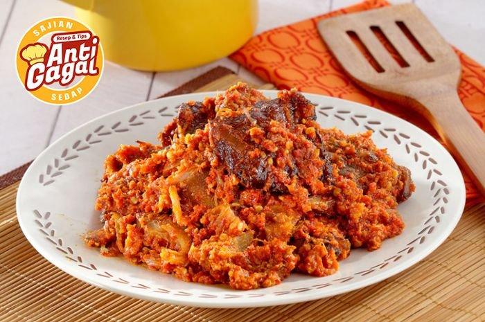 Resep Rendang Ikan Asap, satu rendang enak yang bisa dibuat untuk sajian menu Lebaran.