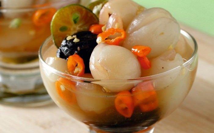 Asinan rambutan.