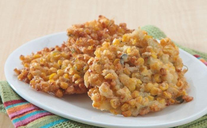 Bakwan jagung polos.
