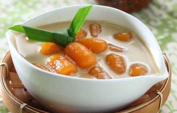 Kolak biji salak.