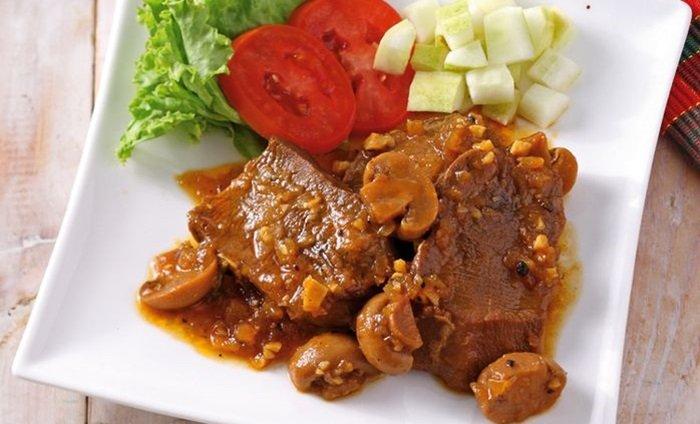 Bistik lidah sapi.