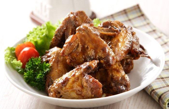 Chicken wings with rootbeer.
