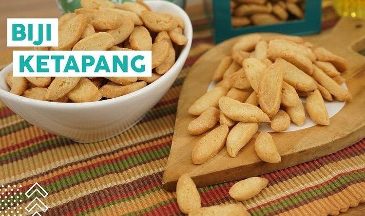 Kue biji ketapang.