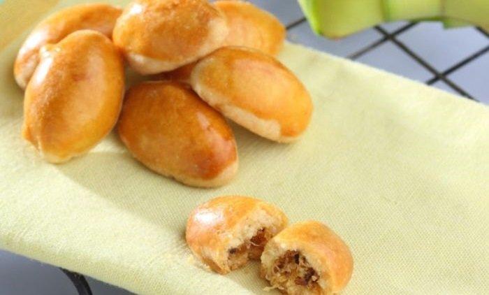 Nastar almond.
