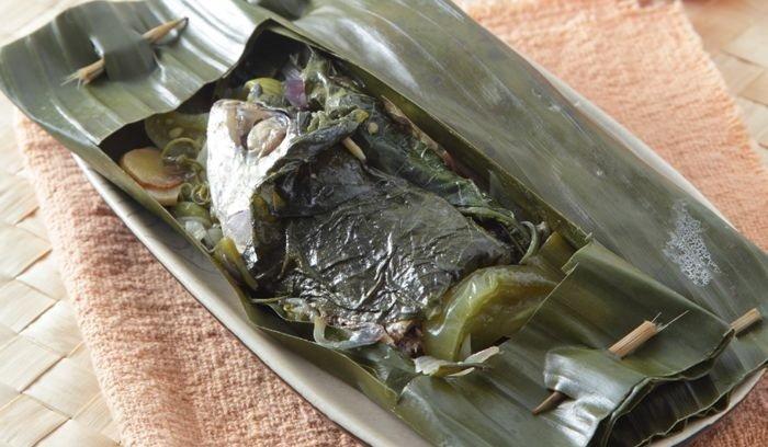 Pepes ikan peda.