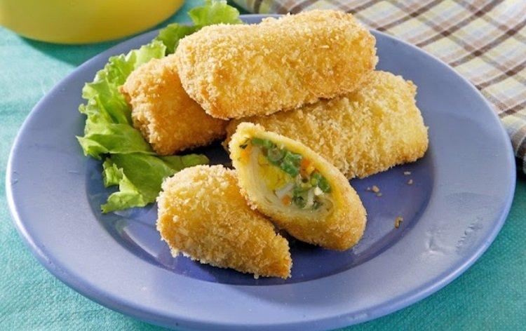 Risoles telur ragout sayur.