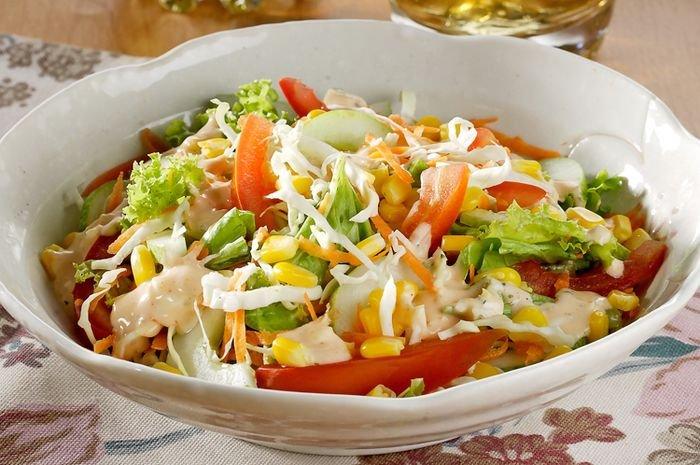 Salad sayur mayo keju.