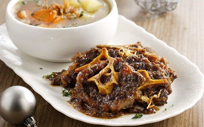 Sop buntut bakar madu.