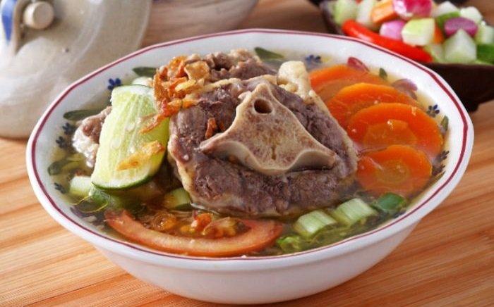 Sop buntut.