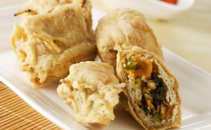 Tahu goreng kulit aroma kemangi.