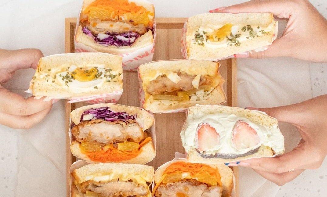 Aneka sando atau sandwich Madmilk.