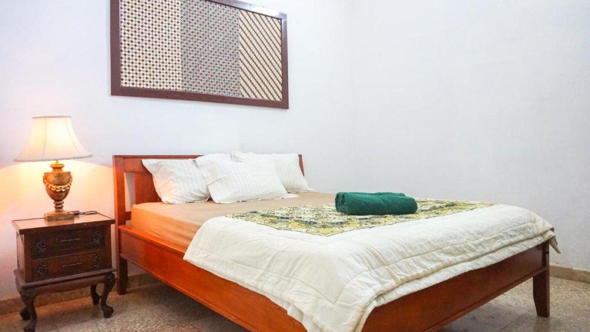 Rumah Panjaitan, satu hotel bintang 3 di Bantul Jogja yang mendapat rating 8 dari Agoda dengan tarif inap mulai Rp 100 ribuan.