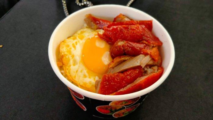 Sajian bebek peking dari Pekingducklovers dalam menu duck ricebowl, Rabu (11/10/2023).