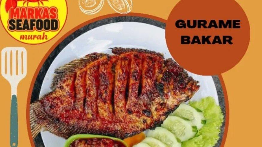 Sajian gurame bakar di Markas Seafood.