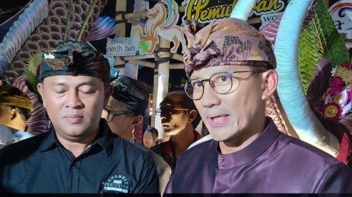 Menparekraf Sandiaga Uno memberikan keterangan usai menghadiri pembukaan Pemuteran Bay Festival, Kamis (16/11/2023) malam.