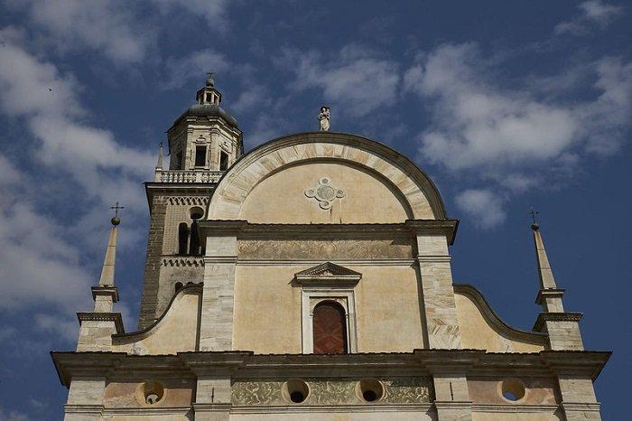 Unik, Gereja Italia Ini Memiliki Buaya Berusia 500 Tahun yang