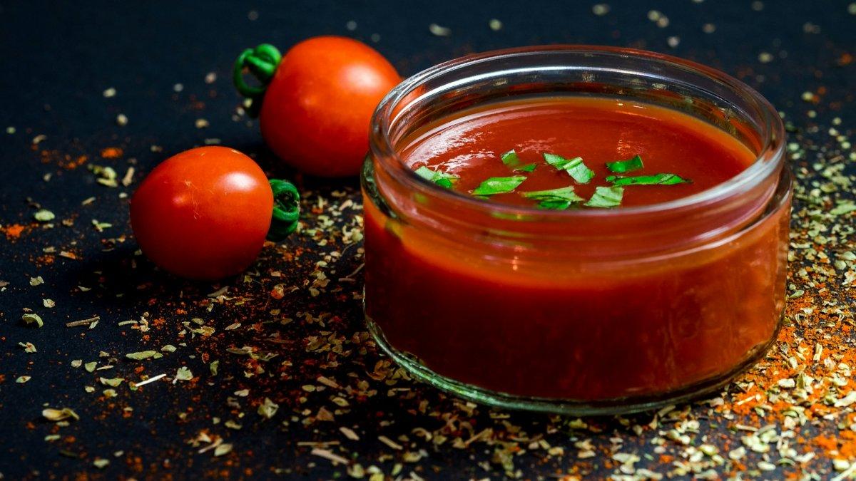 Saus tomat buat mengempukkan daging sapi dan kambing kurban.