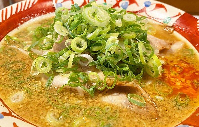 Miso ramen, satu ramen terbaik di Jepang yang bisa kamu nikmati buat sarapan.
