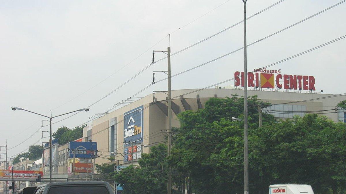 Seri Center, satu tempat terbengkalai di Bangkok Thailand