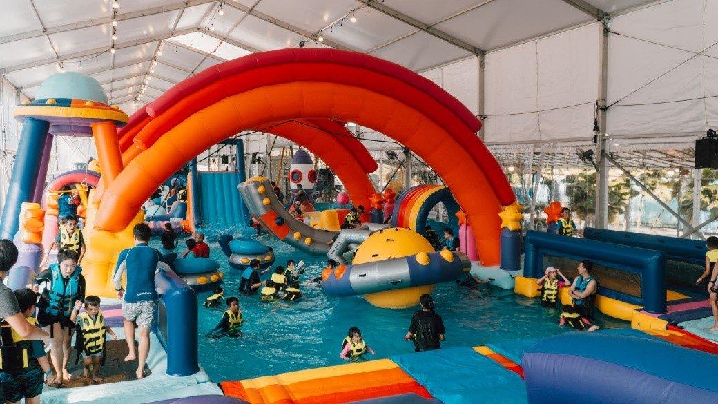 Serunya Cosmic HydroPark di Bandara Changi Singapura
