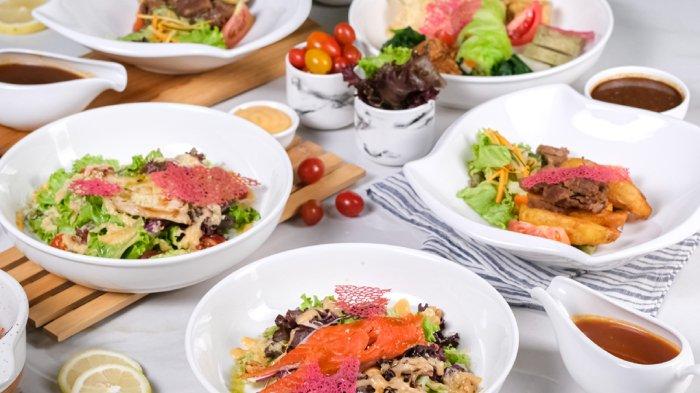 Set menu makanan di Armey Kitchen, kafe dan tempat nongkrong favorit di Kota Solo, Jawa Tengah berkonsep flower garden.