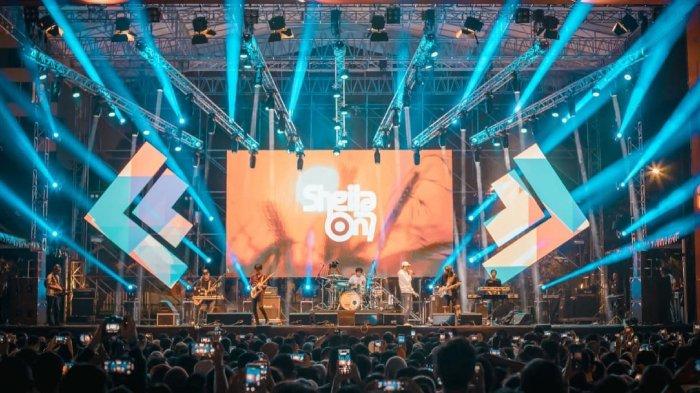 Sheila on 7 akan konser di Candi Prambanan saat malam Tahun Baru 2024. Sheila on 7 akan menggelar konser di Candi Prambanan pada 31 Desember 2023, cek dulu link beli tiket dan harga tiket konsernya berikut ini.