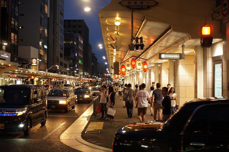 Shijo-dori, satu area terbaik untuk berbelanja di Kyoto Jepang