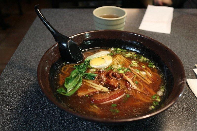 Shoyu ramen enak di Tokyo Jepang