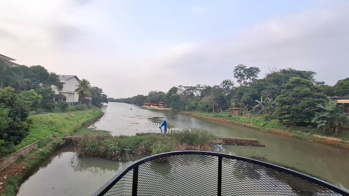 Situ Kebantenan berlokasi di Jalan Raya Tegar Beriman, Cibinong, Kabupaten Bogor, Jawa Barat.