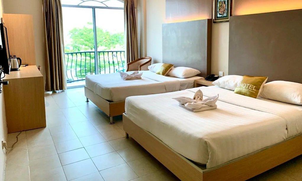 Sky View Hotel di Batam, Riau.